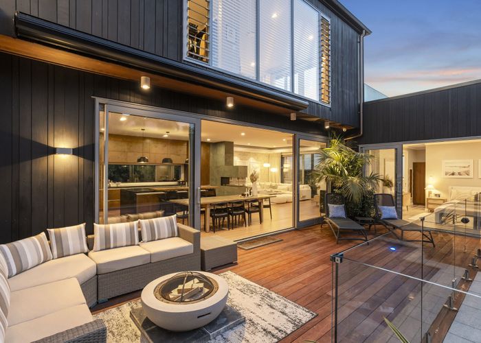  at 17 Greenbank Drive, Saint Johns, Auckland