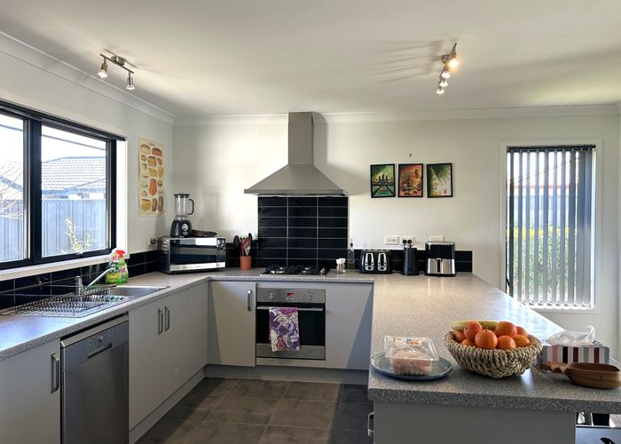  at 28 Drake Crescent, City Centre, Napier, Hawke's Bay