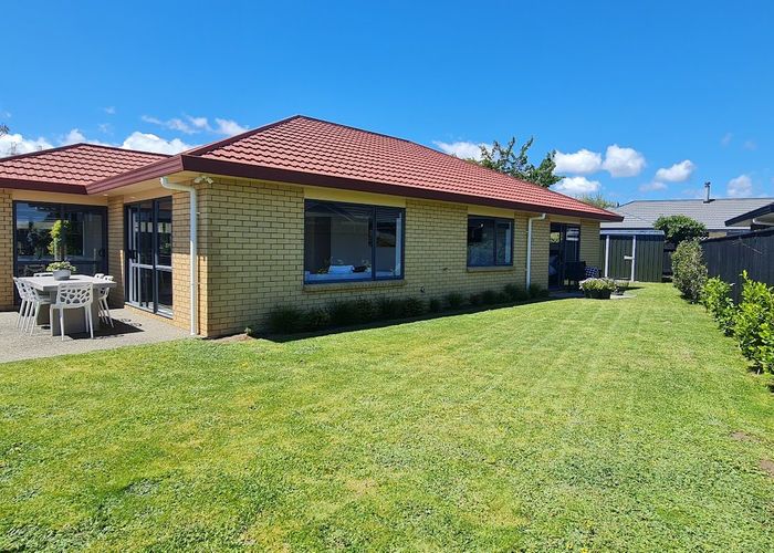  at 32 Monarch Place, Paraparaumu Beach, Paraparaumu