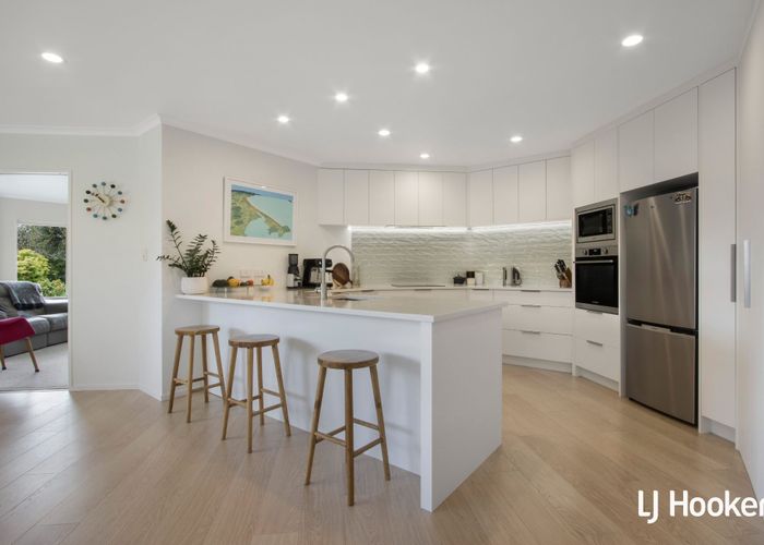  at 7 Island Vista, Athenree, Waihi Beach