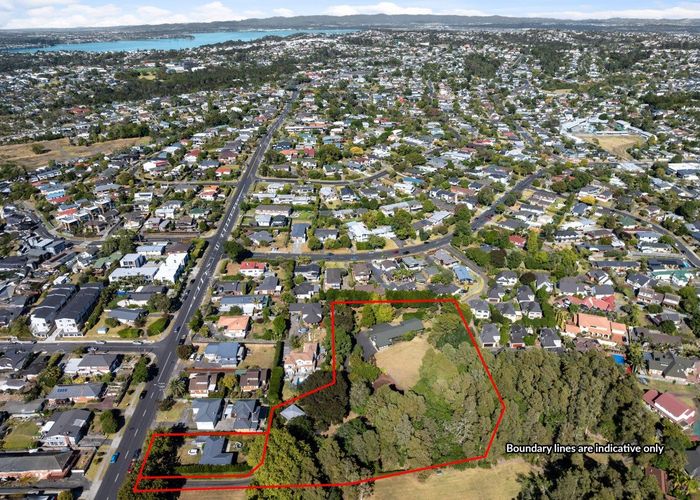  at 35 and 37 Ocean View Road, Hillcrest, North Shore City, Auckland