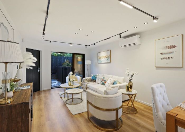  at 15B Wilbur Place, Pakuranga Heights, Manukau City, Auckland