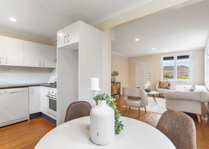 at 1/214 Campbell Road, Greenlane, Auckland City, Auckland