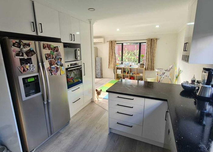  at 6 Thornbury Cres, East Tamaki, Manukau City, Auckland