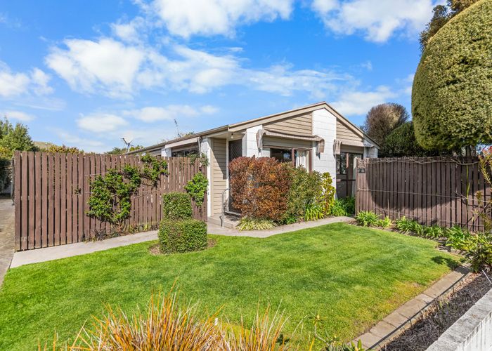  at 1/32 Oldwood Street, Bishopdale, Christchurch