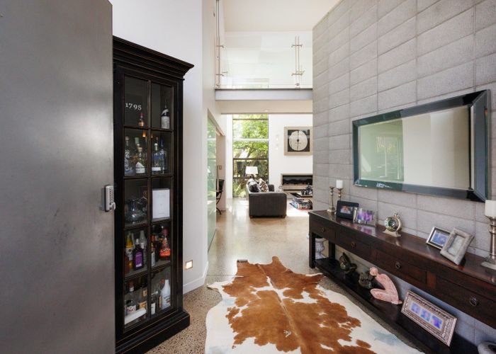  at 297 Fitzherbert Avenue, West End, Palmerston North, Manawatu / Whanganui