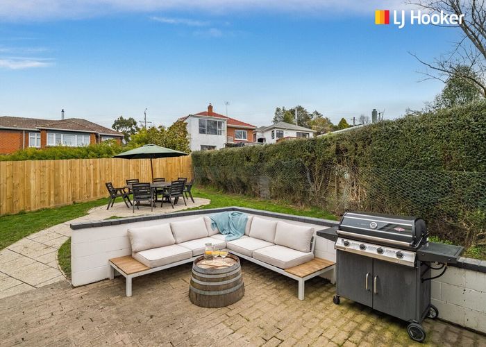  at 27 Glenross Street, Glenross, Dunedin
