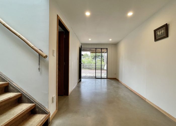  at 862 West Coast Road, Waiatarua, Waitakere City, Auckland