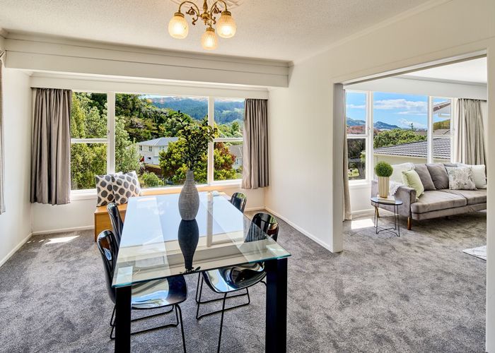  at 37 Pembroke Street, Tawa, Wellington