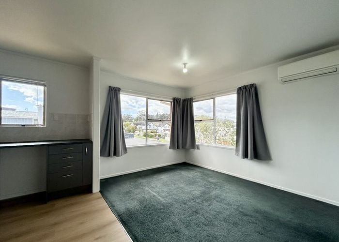  at 1/9 Manuka Road, Glenfield, North Shore City, Auckland