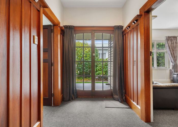 For sale 6 Nortons Road, Avonhead, Christchurch City, Canterbury