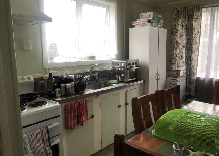  at 1 Caen Road, Panmure, Auckland