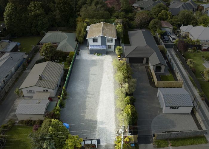  at 12 Woodend Road, Woodend