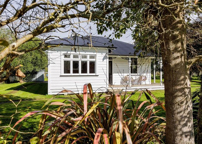  at 35 Mantell Street, Waipawa