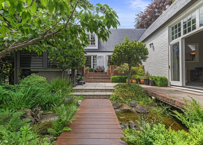  at 33B Aynsley Terrace, Hillsborough, Christchurch