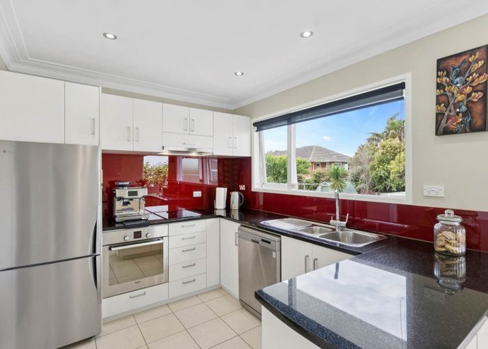  at 95 Hillcrest Avenue, Hillcrest, Auckland