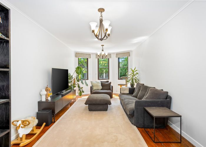  at 31 Grotto Street, Onehunga, Auckland