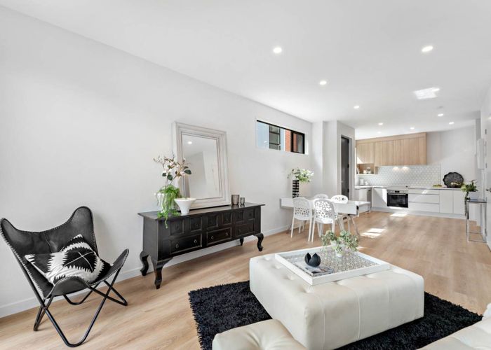 at 10B, C, E Serjeant Street, Henderson, Waitakere City, Auckland