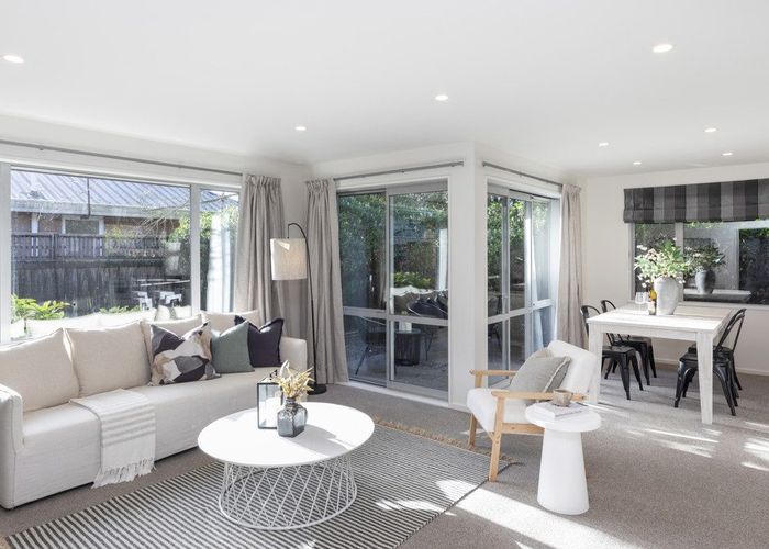  at 2A Winsor Crescent, Spreydon, Christchurch City, Canterbury