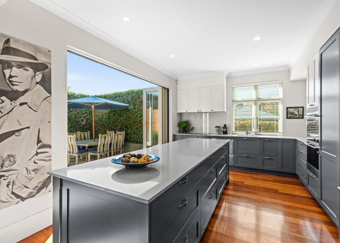 at 2 Greenwood Road, Havelock North, Hastings, Hawke's Bay