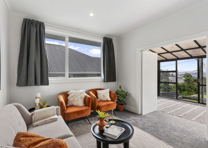  at 85 Farnham Street, Mornington, Wellington, Wellington