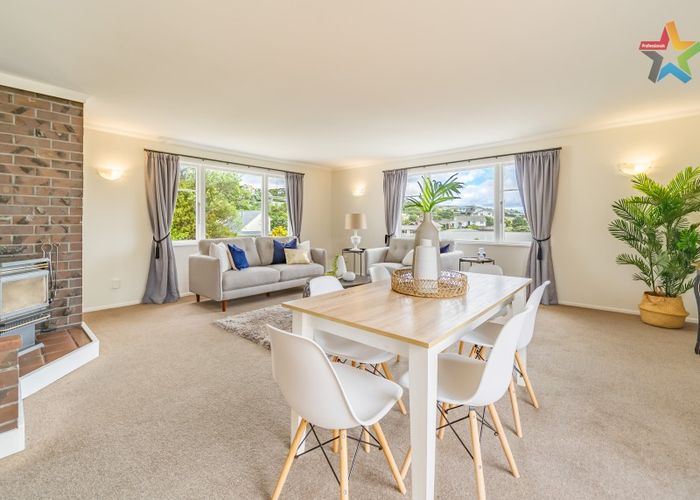  at 21 Cherry Blossom Grove, Maungaraki, Lower Hutt