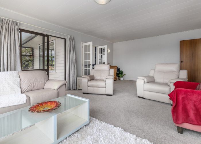  at 19 Forth Place, Papakowhai, Porirua
