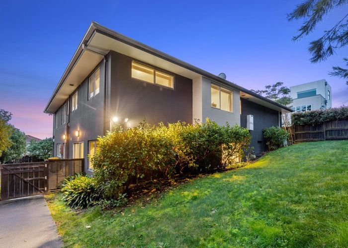  at 8 Baverton Drive, Flat Bush, Auckland