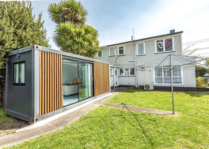  at 206 Anzac Parade, Whanganui East, Whanganui