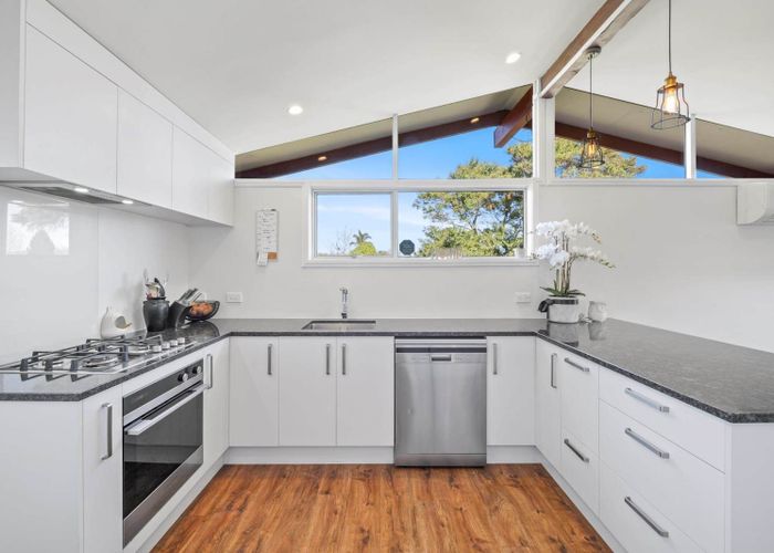  at 1/41 Matuhi Rise, Henderson, Waitakere City, Auckland