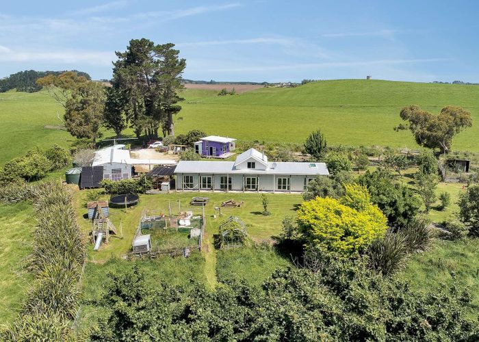  at 400 State Highway 3, Kaitoke, Whanganui