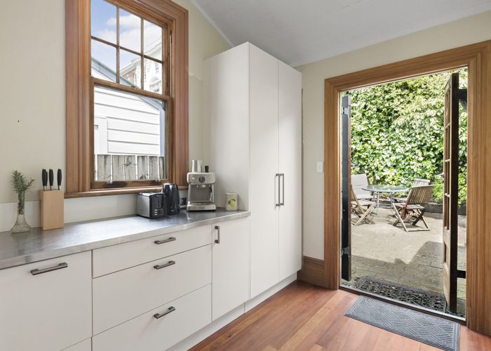  at 43 Aro Street, Aro Valley, Wellington