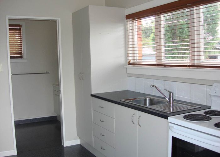  at 2/179 Mount Wellington Highway, Mount Wellington, Auckland City, Auckland