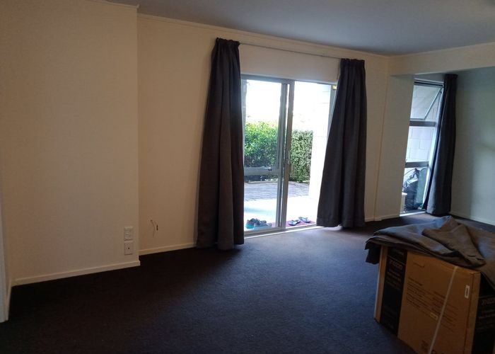  at 15 Verran Road, Birkenhead, Auckland
