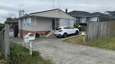 at 12 Lyttelton Avenue, Forrest Hill, Auckland