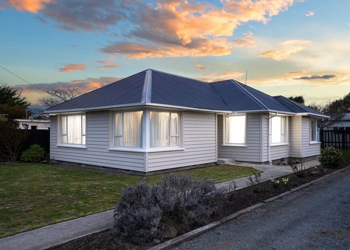  at 15 Saltaire Street, North New Brighton, Christchurch City, Canterbury