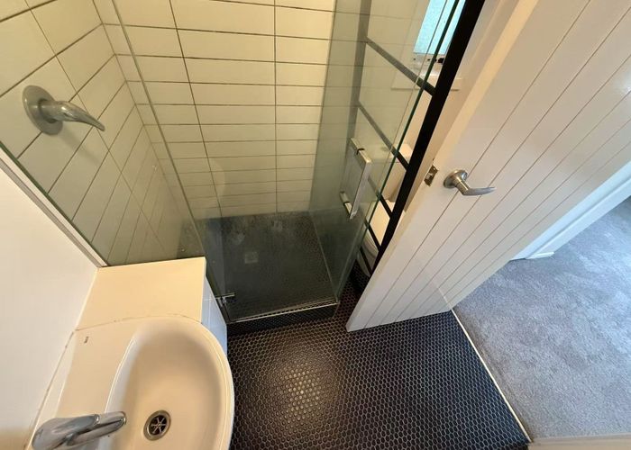  at 3 Tilden Avenue, Hillcrest, North Shore City, Auckland