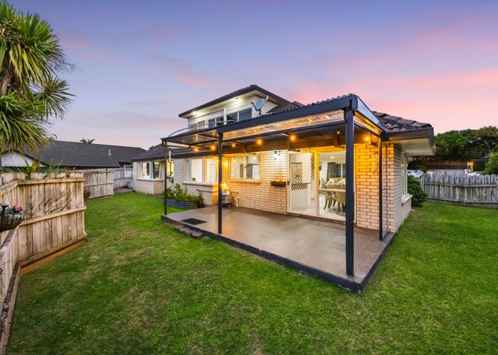  at 124 Charles Prevost Dr, The Gardens, Manukau