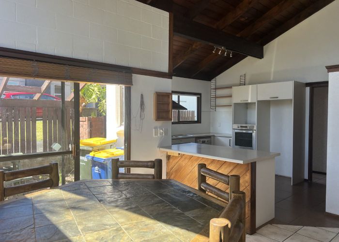  at 96 Becroft Drive, Forrest Hill, North Shore City, Auckland