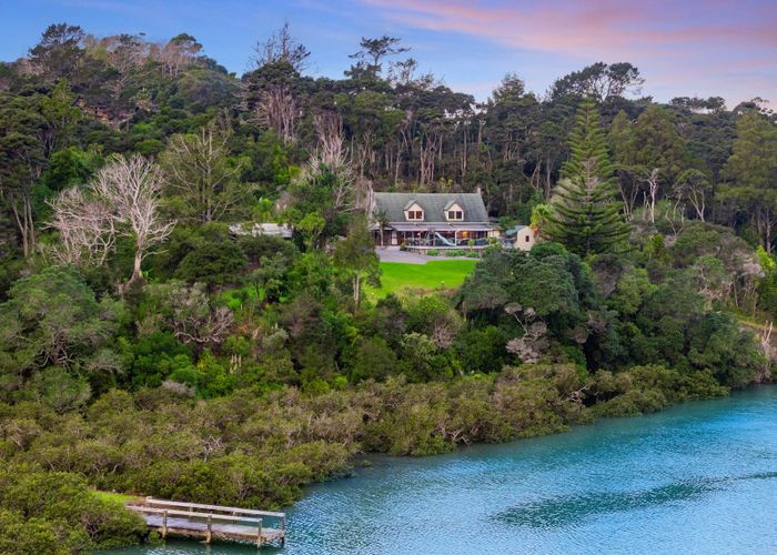  at 6 Matheson Road, Red Beach, Rodney, Auckland