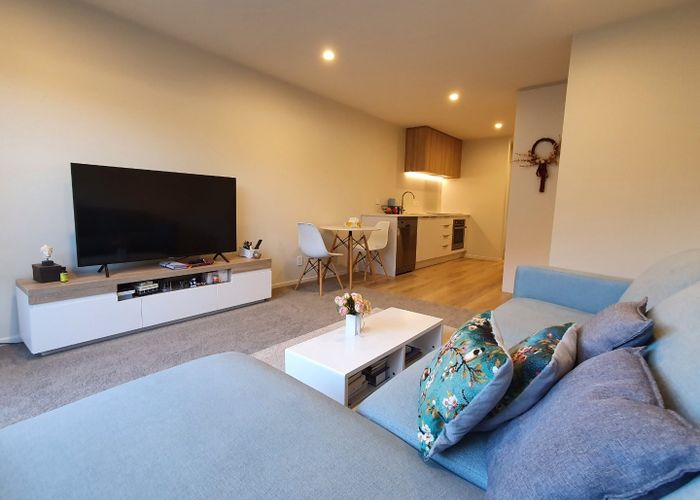  at 4/37 Sladden Street, Naenae, Lower Hutt, Wellington