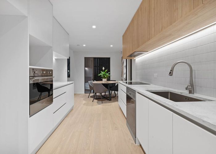  at 9E O'Donn Avenue, Beach Haven, North Shore City, Auckland