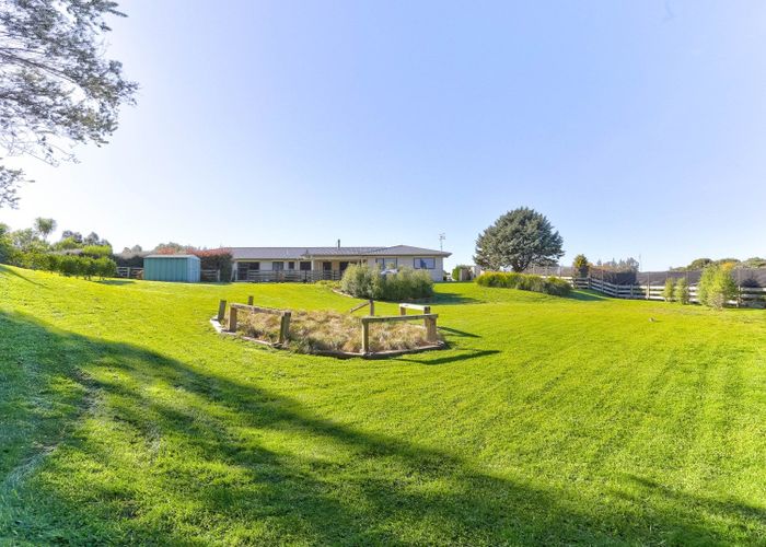  at 19 Dickens Lane, Otamatea, Whanganui