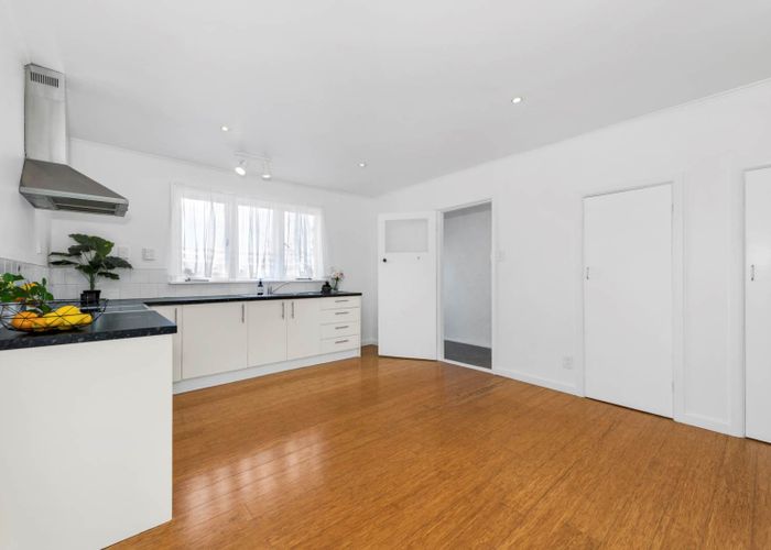  at 84 Karaka Road, Beachlands, Manukau City, Auckland