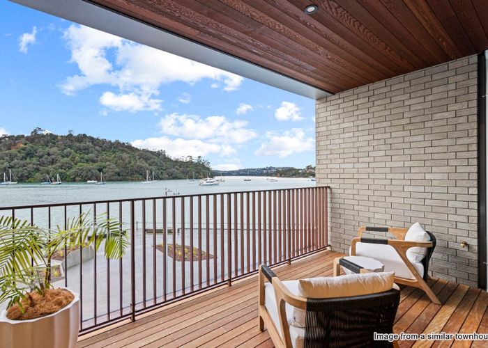  at TH 8/6 Boundary Road, Hobsonville, Waitakere City, Auckland