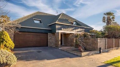  at 4 Woodford Terrace, Ilam, Christchurch
