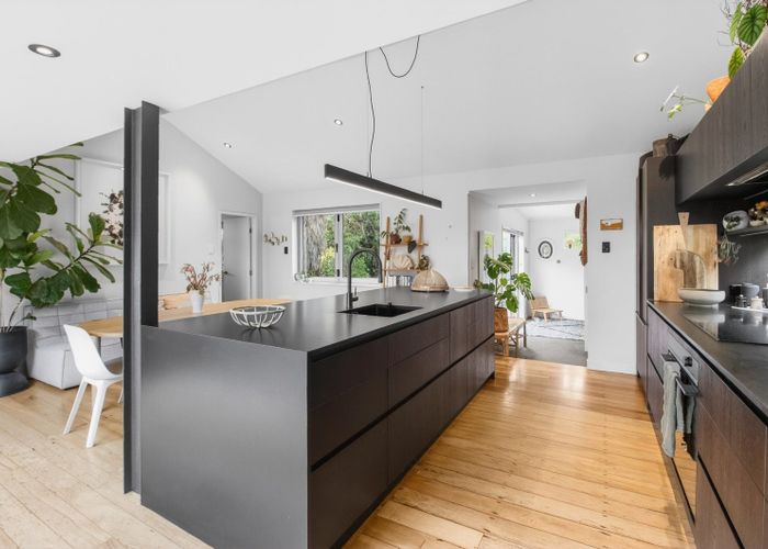  at 12 Ridge Road, Oneroa, Waiheke Island, Auckland