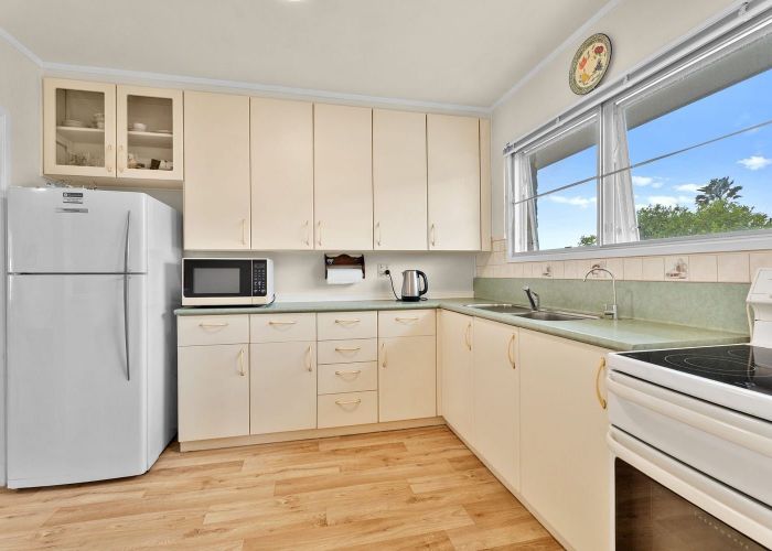  at 1/30 Pegler Drive, Howick, Auckland