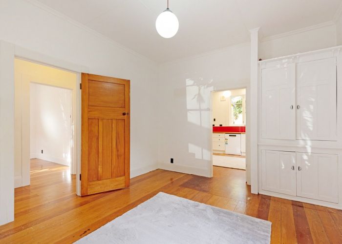  at 13 Cave Road, Houghton Bay, Wellington