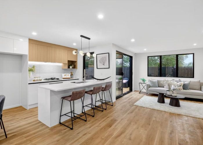  at 121D Vodanovich Road, Te Atatu South, Waitakere City, Auckland